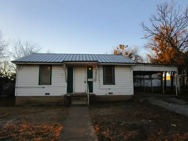 404 E 4th Street, Brady, TX 76825