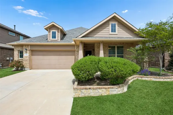 1904 Cardinal Way, Argyle, TX 76226