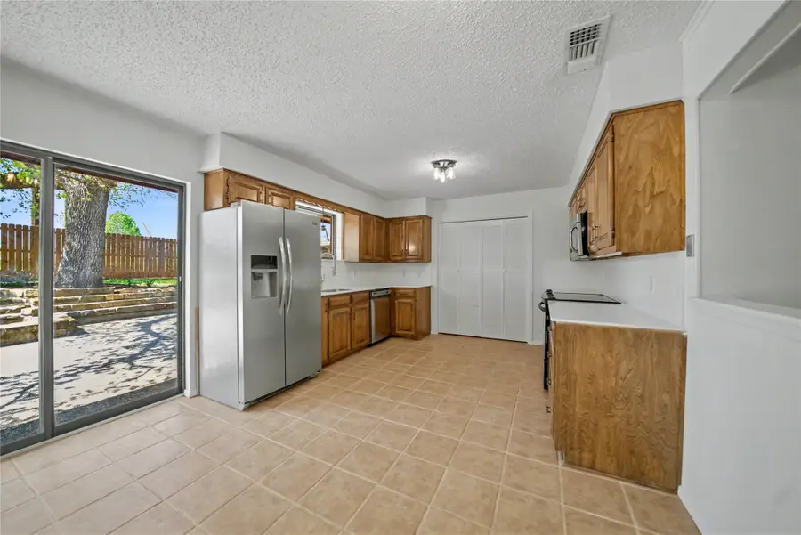 131 Cromeans Street, Jacksboro, TX 76458 - #3