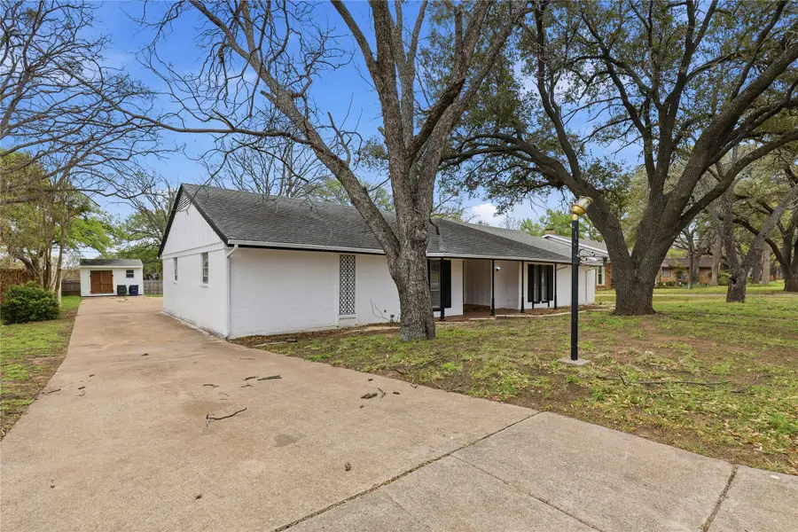 317 Cedar Creek Court, Fort Worth, TX 76103 - #2