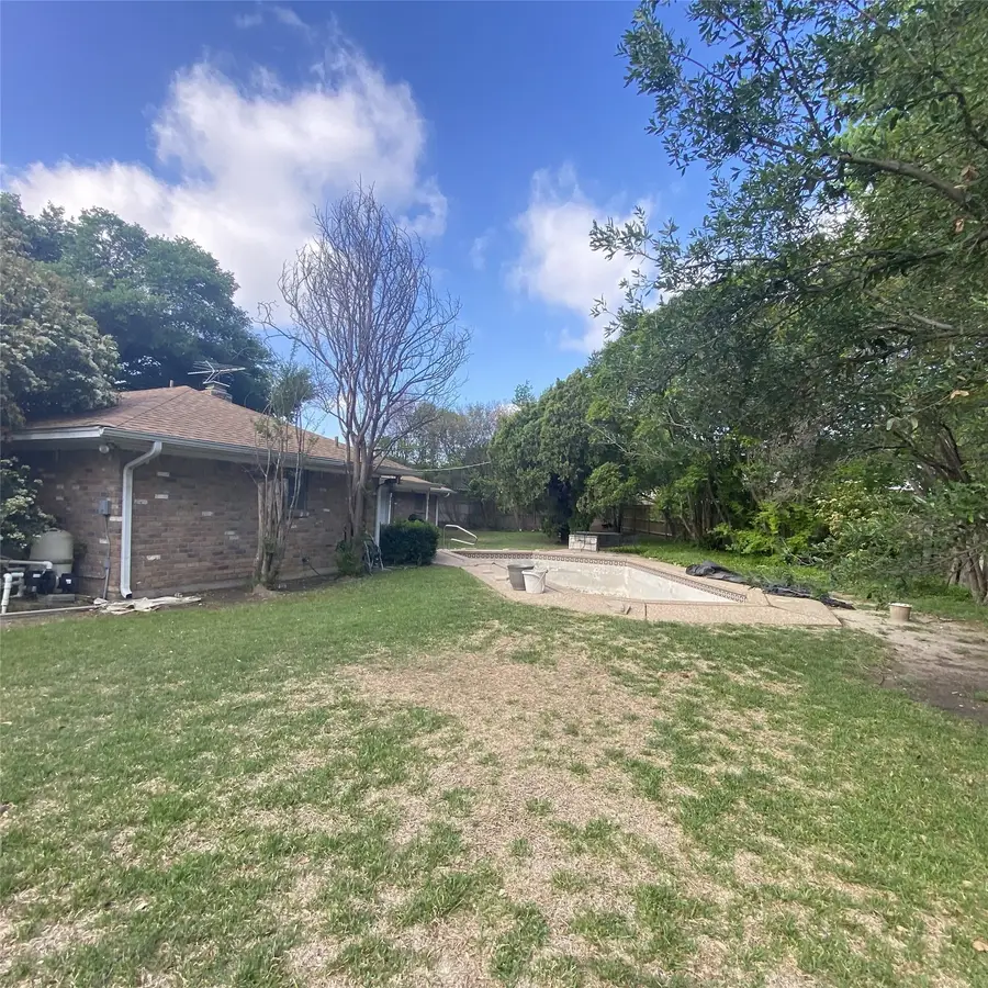 5950 Ashford Court, Fort Worth, TX 76133 - #2