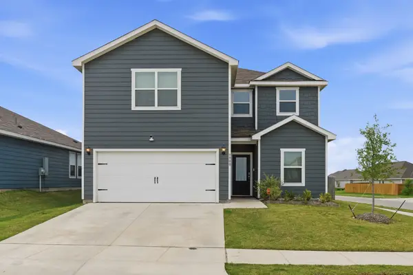 9900 Fighting Falcon Way, Fort Worth, TX 76131