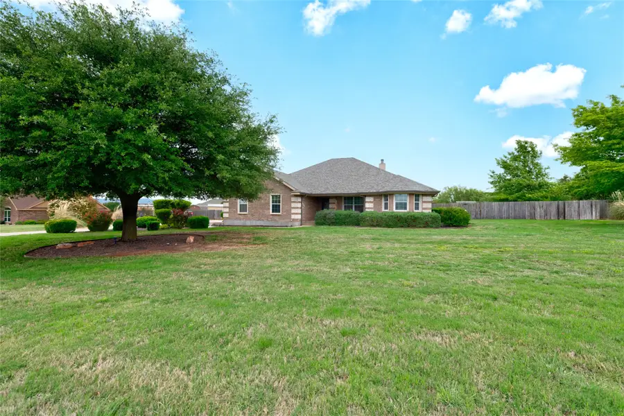 118 Divide Avenue, Tuscola, TX 79562 - #3