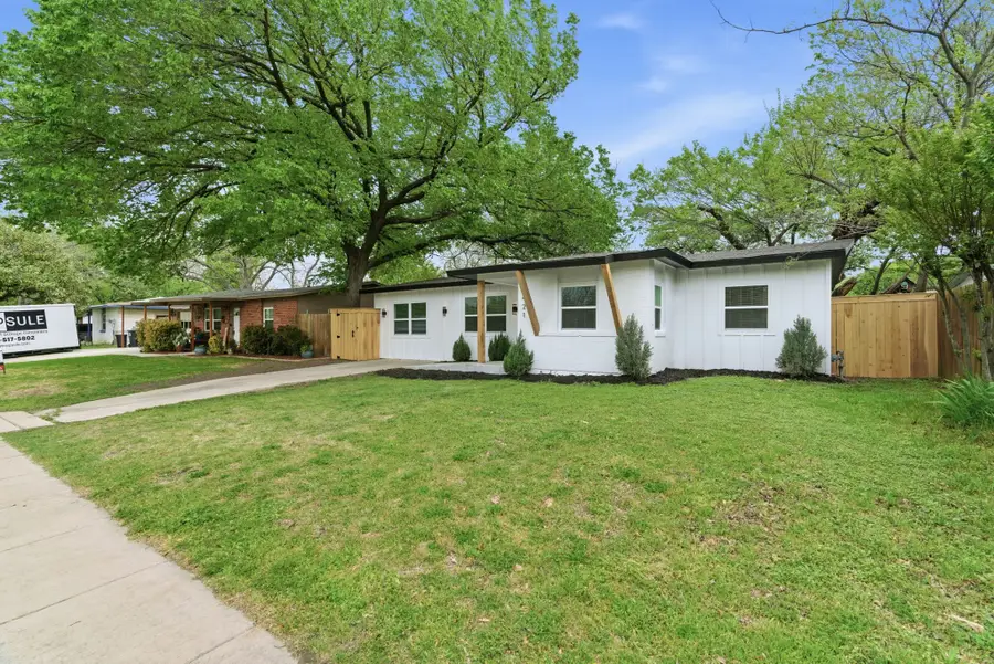 1421 Swiss, Arlington, TX 76010 - #2