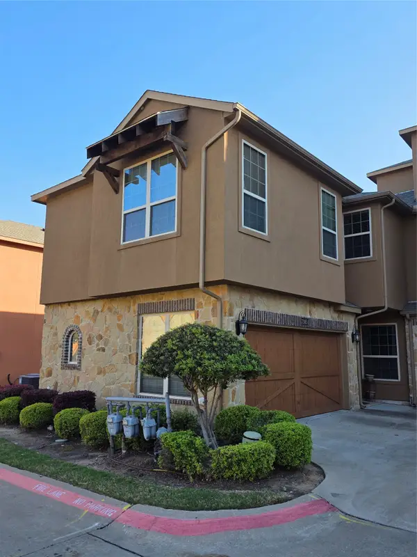 7305 Venice Drive #1, Grand Prairie, TX 75054