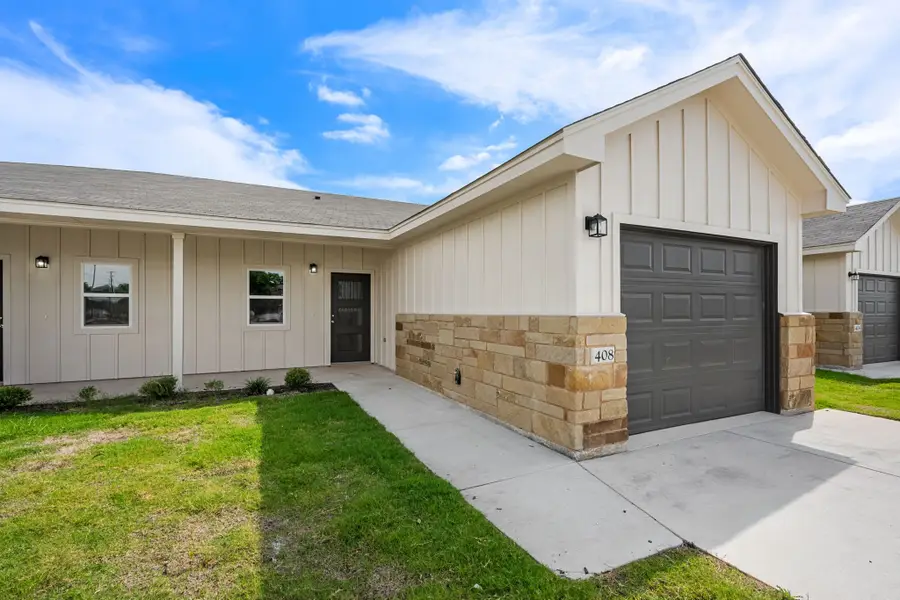 408 W Avenue C, Copperas Cove, TX 76522 - #2