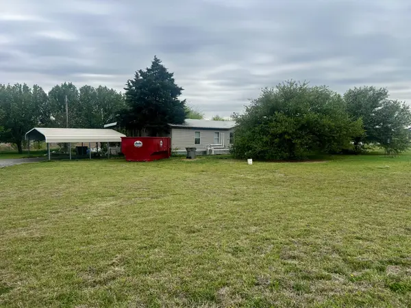 415 Hilltop Trail, New Fairview, TX 76078