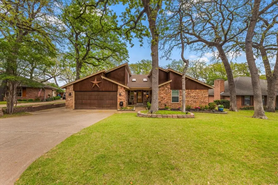826 Lake Forest Court, Grapevine, TX 76051 - #3