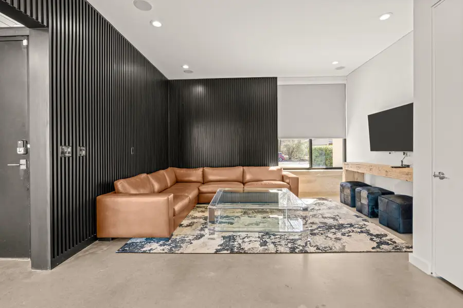 921 N Bailey Avenue, Fort Worth, TX 76107 - #3