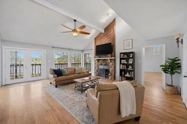 1334 Kiowa Drive E, Gainesville, TX 76240