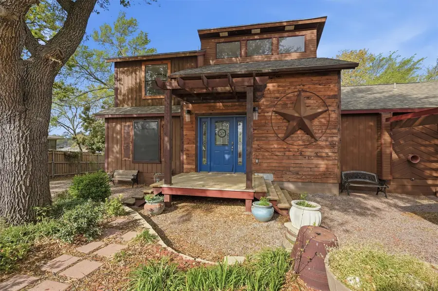 1334 Kiowa Drive E, Gainesville, TX 76240 - #3