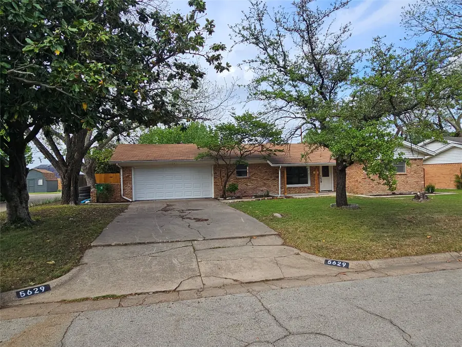 5629 Starlight Drive, Haltom City, TX 76117 - #3