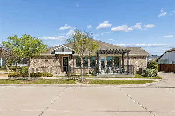 4552 Meadow Sage Street, Arlington, TX 76005