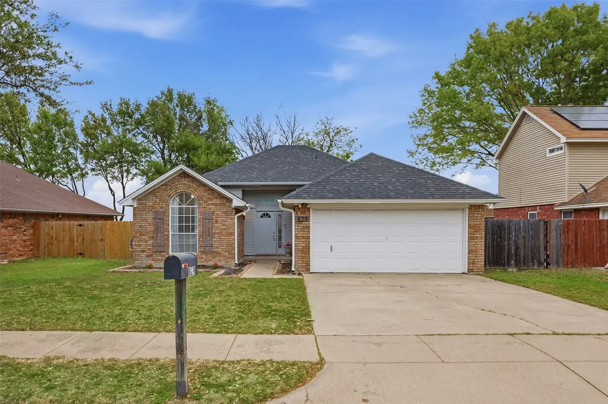 829 Parkwest Boulevard, Saginaw, TX 76179 - #1