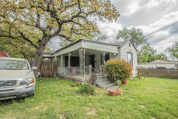 5901 Greenlee Street, Fort Worth, TX 76112