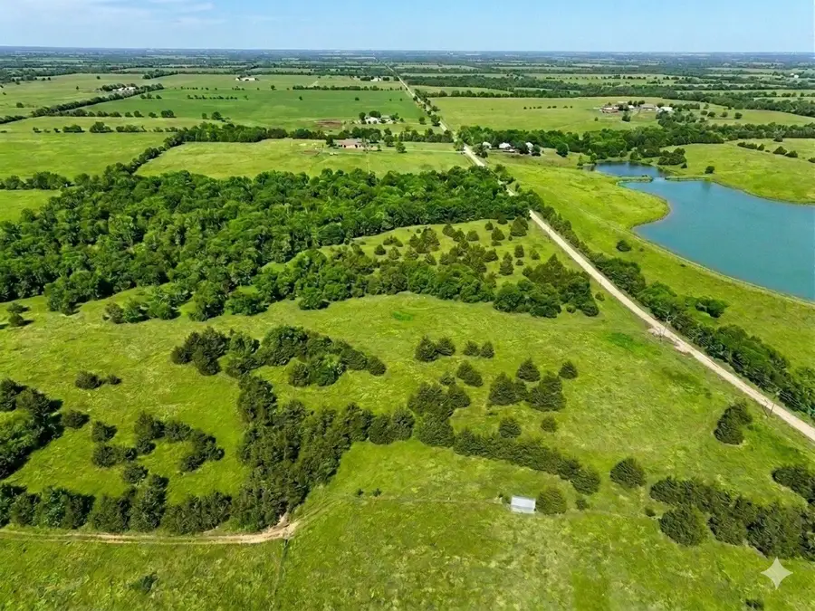 1967 County Road 2935 Road, Dodd City, TX 75438 - #2