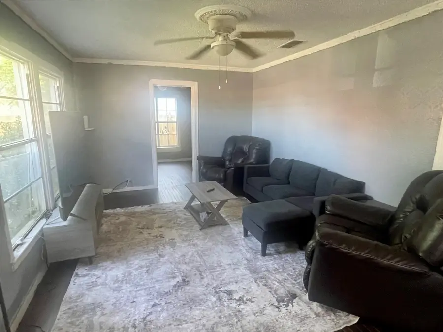 220 Ponder Street, Sulphur Springs, TX 75482 - #2