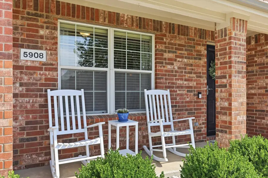 5908 Brookside Drive, Justin Roanoke, TX 76226 - #3