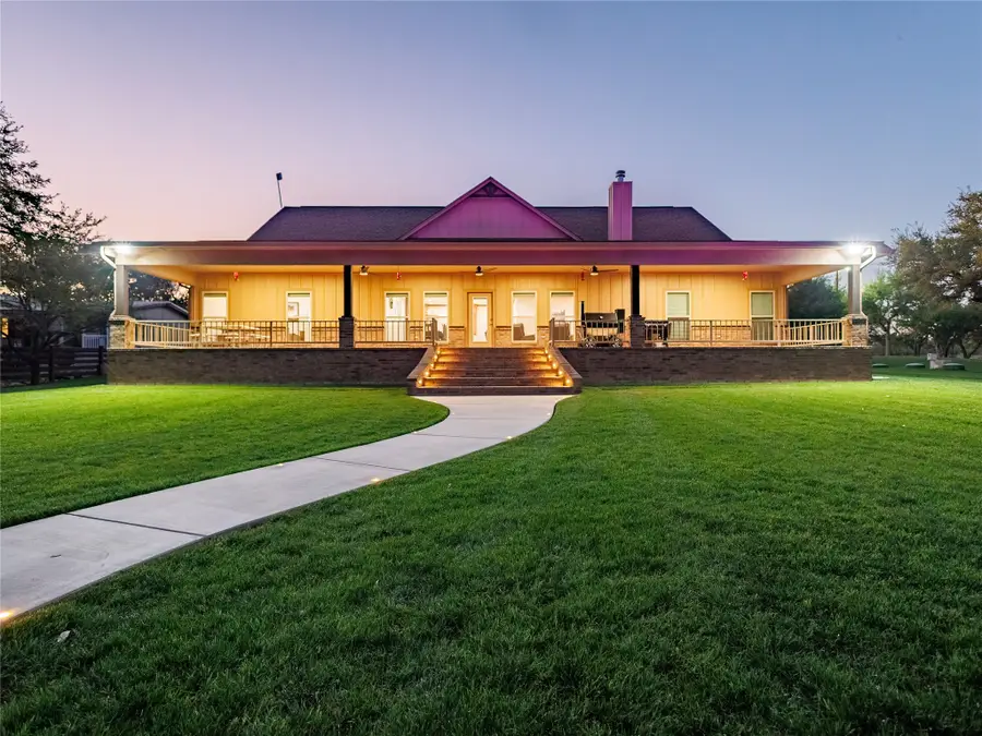 10251 Cliff Drive, Brownwood, TX 76801 - #2