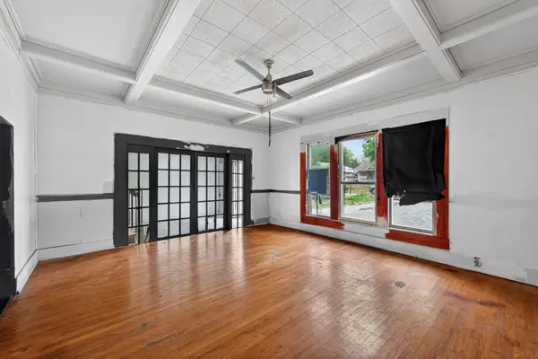 919 Wayne Street, Dallas, TX 75223