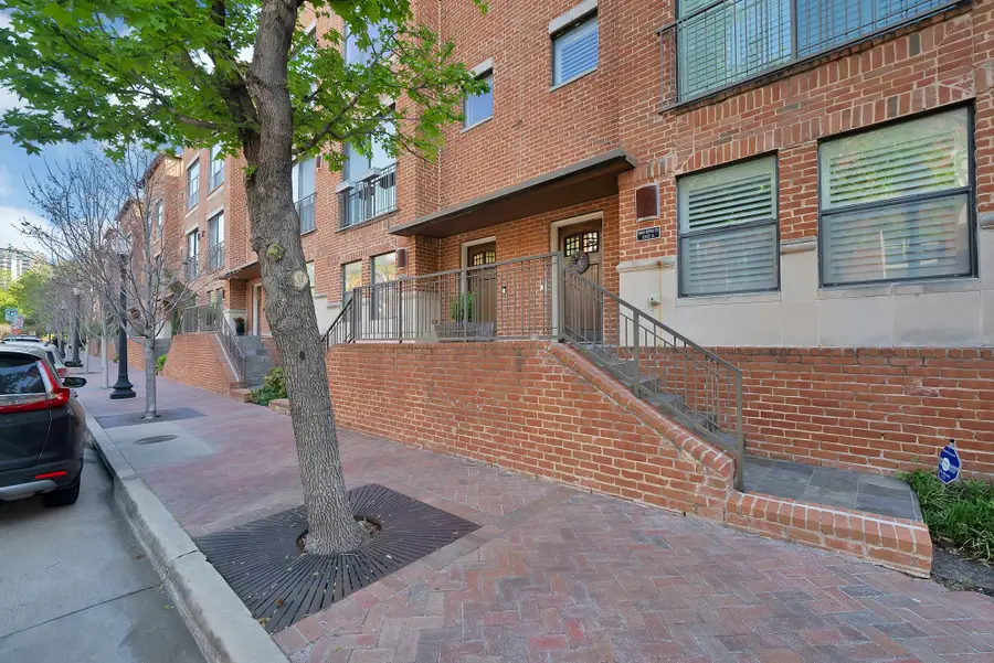 2420 Hugo Street #3, Dallas, TX 75204 - #3