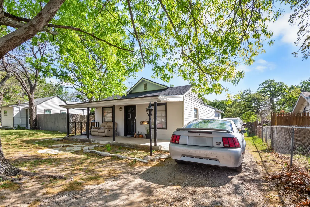 2912 Pueblo Trail, Lake Worth, TX 76135 - #1