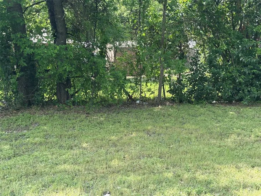 1907 E Overton Road, Dallas, TX 75216 - #2