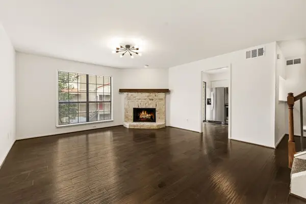 5200 Martel Avenue #18D, Dallas, TX 75206