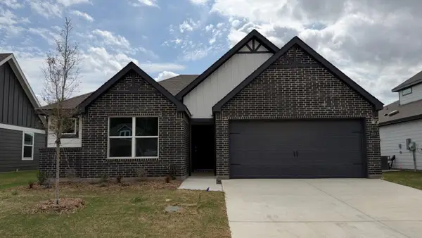 2076 Bobby Ashcraft Drive, Lindale, TX 75771