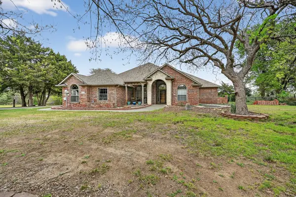 4851 Stout Road, Midlothian, TX 76065