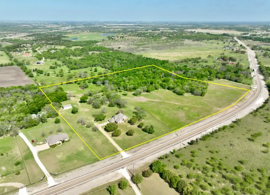 6239 Fm 879, Ennis, TX 75119 - #2