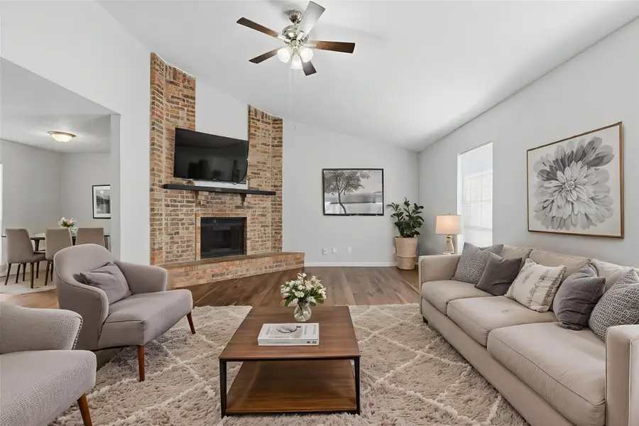 2117 Newbury Drive, Arlington, TX 76014 - #3