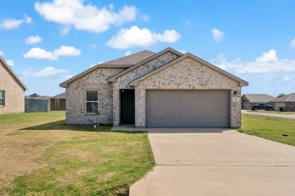 2417 Abigail Lane, Mabank, TX 75147