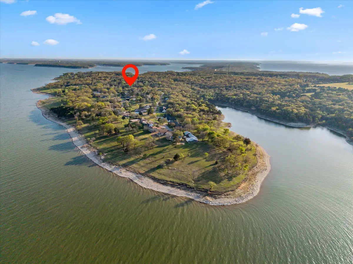 204 Plantation Avenue, Pottsboro, TX 75076 - #1