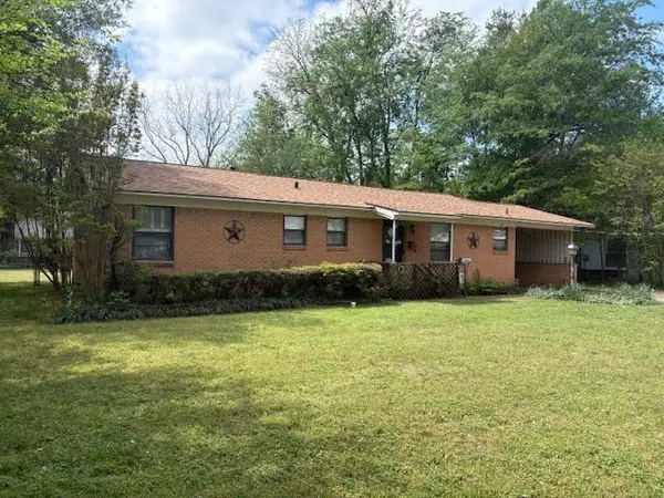 312 Bill Bradford Road, Sulphur Springs, TX 75482