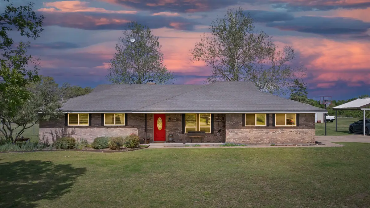 106 Vineyard Street, Weatherford, TX 76087 - #1