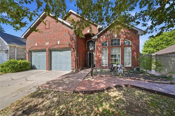 8025 Sitka Street, Fort Worth, TX 76137