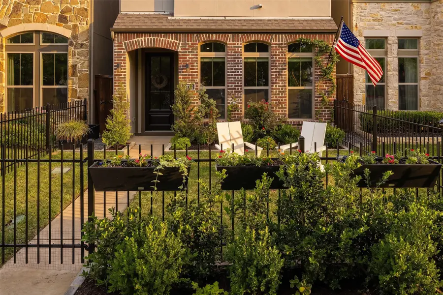 3710 Red Leaf Lane, Dallas, TX 75209 - #2