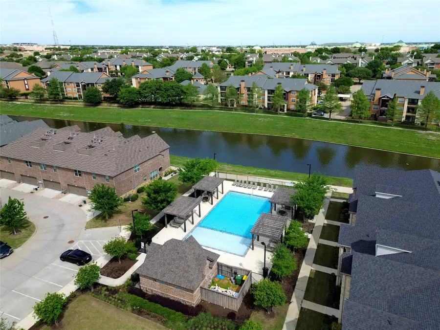 695 Vista Del Lago Drive, Lewisville, TX 75067 - #2