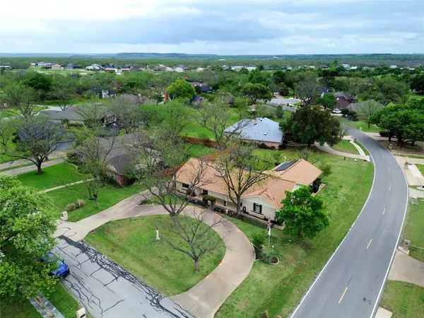 6122 Belvidere Circle, Granbury, TX 76049