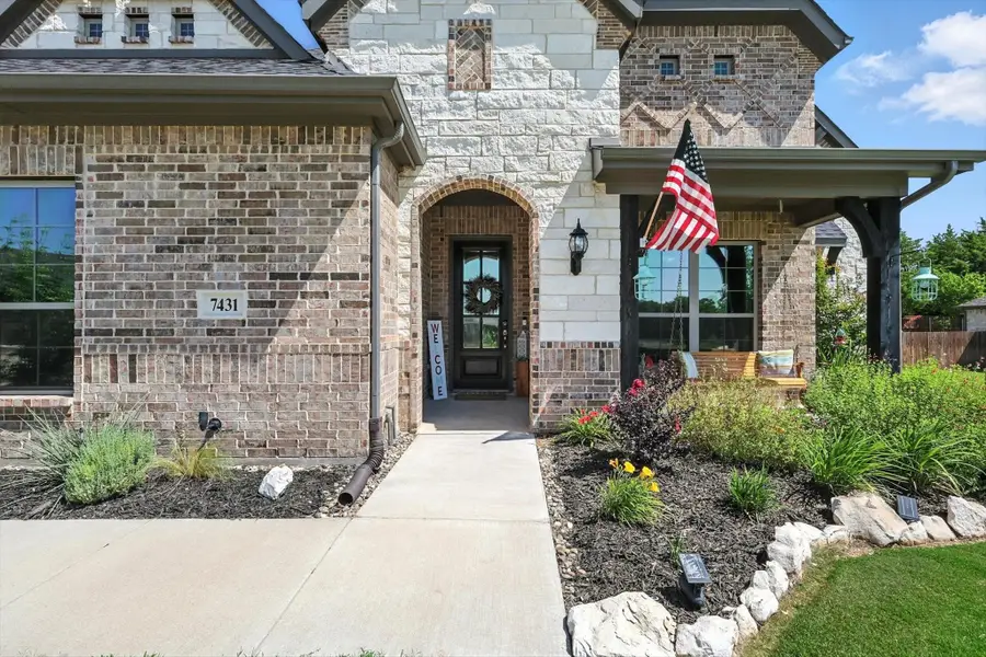 7431 Bald Cypress Drive, Ovilla, TX 75154 - #2