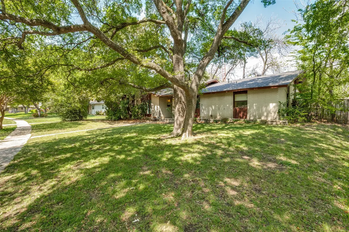 3949 Royal Palms Court, Dallas, TX 75244 - #1