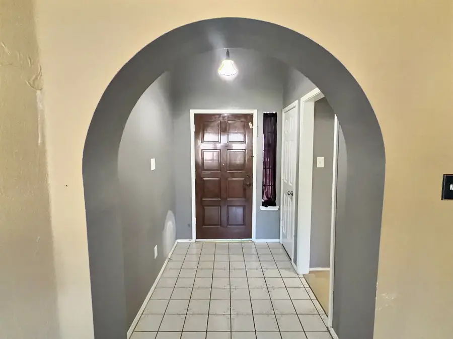 2806 Amberton Place, Euless, TX 76040 - #2