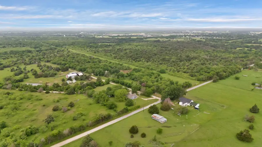 1402 County Road 1030, Corsicana, TX 75110 - #2
