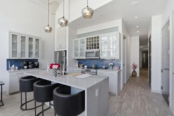 2600 W 7th Street #1707, Fort Worth, TX 76107