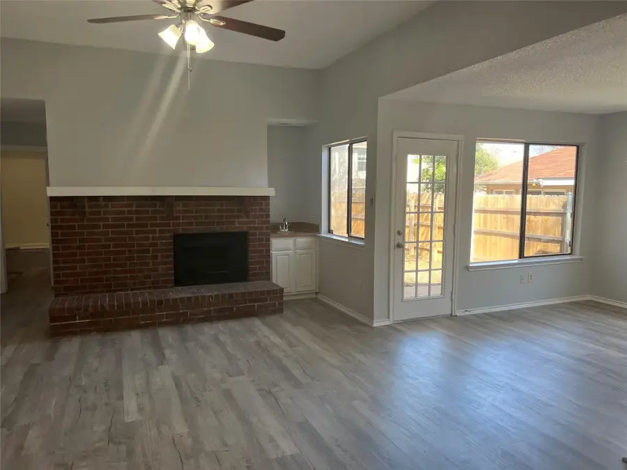 819 Lovingham Drive, Arlington, TX 76017 - #3