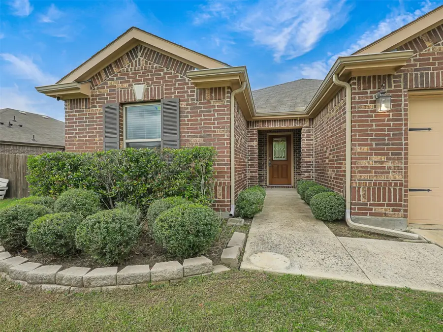 4509 Maplewood Avenue, Balch Springs, TX 75180 - #3