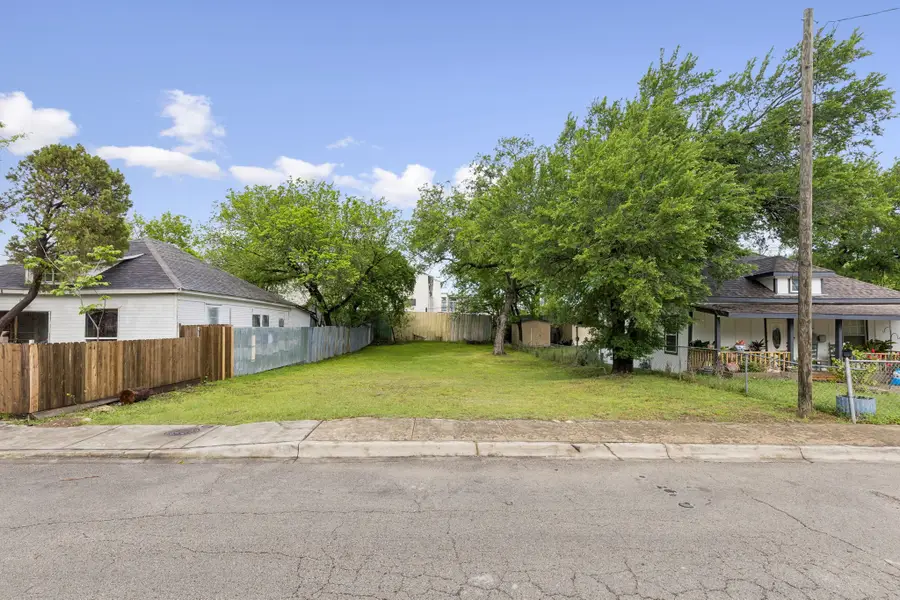 311 N Patton Avenue, Dallas, TX 75203 - #3