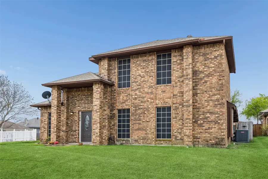 702 Cresent Drive, Desoto, TX 75115 - #2