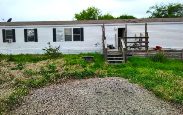 1574 Highland Acres Drive, Kaufman, TX 75142